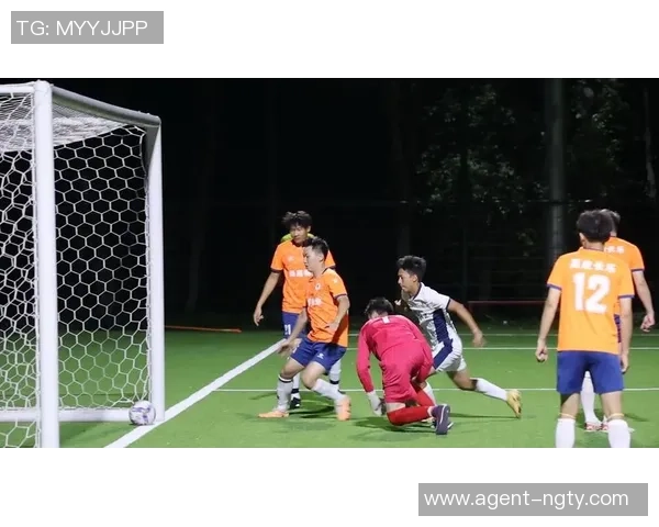 掌握足球吊射技巧的教学视频助你轻松提升射门水平与比赛表现 掌握足球吊射技巧的教学视频助你轻松提升射门水平与比赛表现